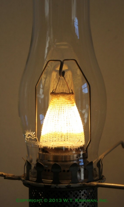 Coleman KERO-LITE  (Ker-O-Lite) Lamp