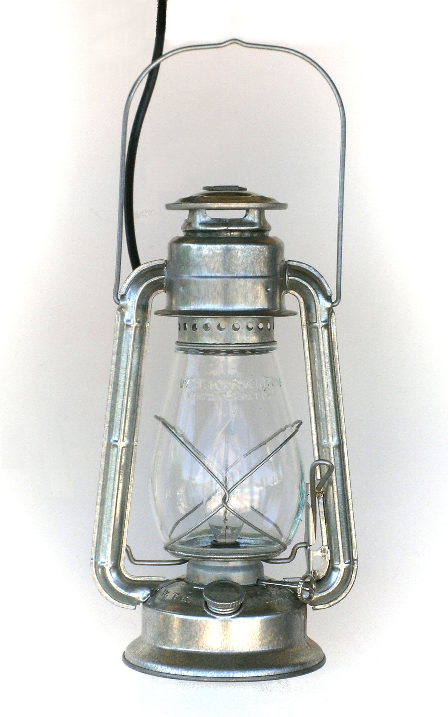 Electric Lantern Photos - The Source for Oil Lamps and Hurricane Lanterns
