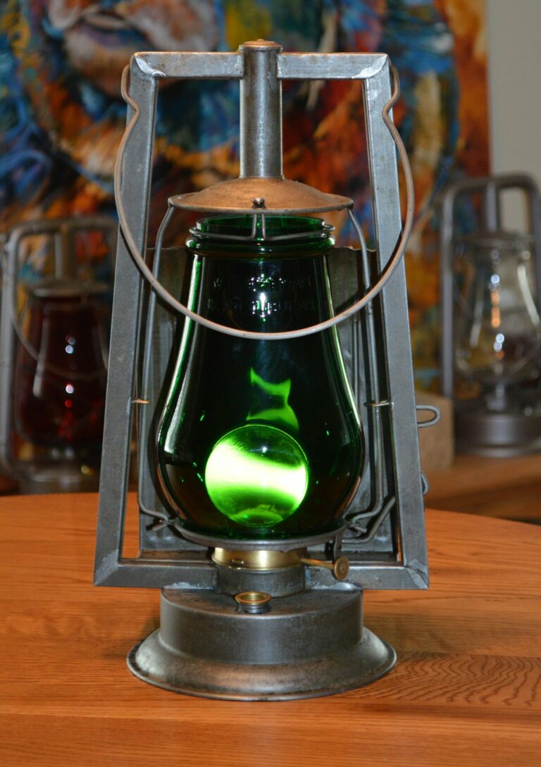 W.T. Kirkman 225 Magnifying Bullseye Lens The Source for Oil Lamps and Hurricane Lanterns