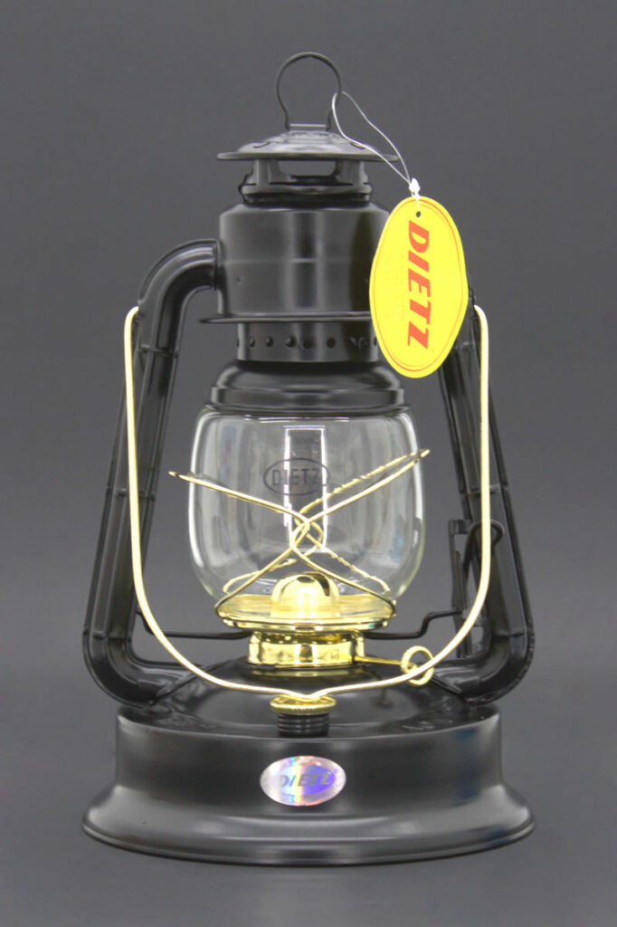 Dietz 1 Little Wizard (Large Fount) Cold Blast Lantern — The Source