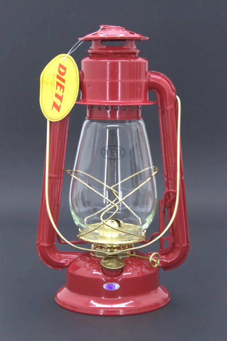 Dietz Little Wizard Lanterna A Olio – Rossa Con Finiture Oro – 30 Cm – Autonomia 45 Ore – Per Campeggio Ed Emergenze