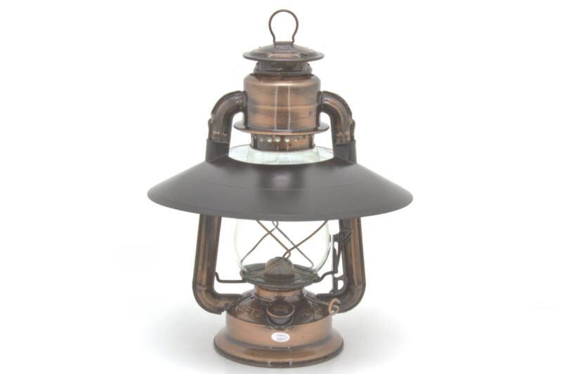 Dietz #20 Junior Copper Bronze Finish lantern with Black Hooded Reflector